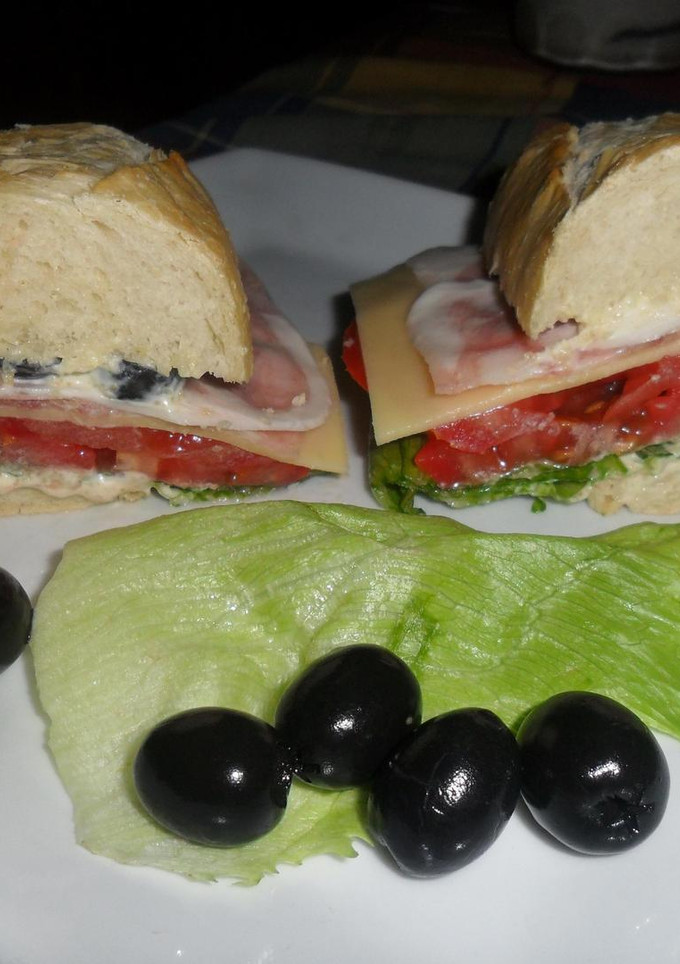 Una foto de Bocadillo de cabeza de cerdo