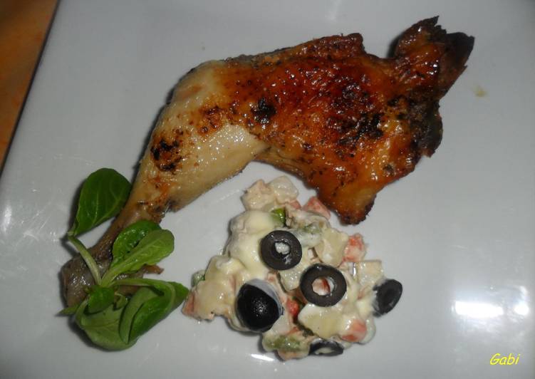 Pollo al limón con miel y ensaladilla