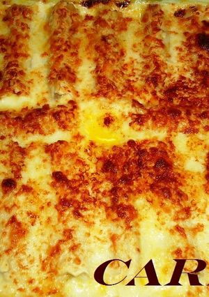 Una foto de Canelones con mousse de oca