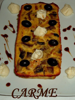Una foto de Pastel de setas y gambas