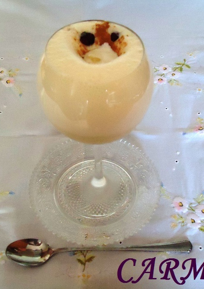 Una foto de Volcán de mousse de melón y sorbete de limón