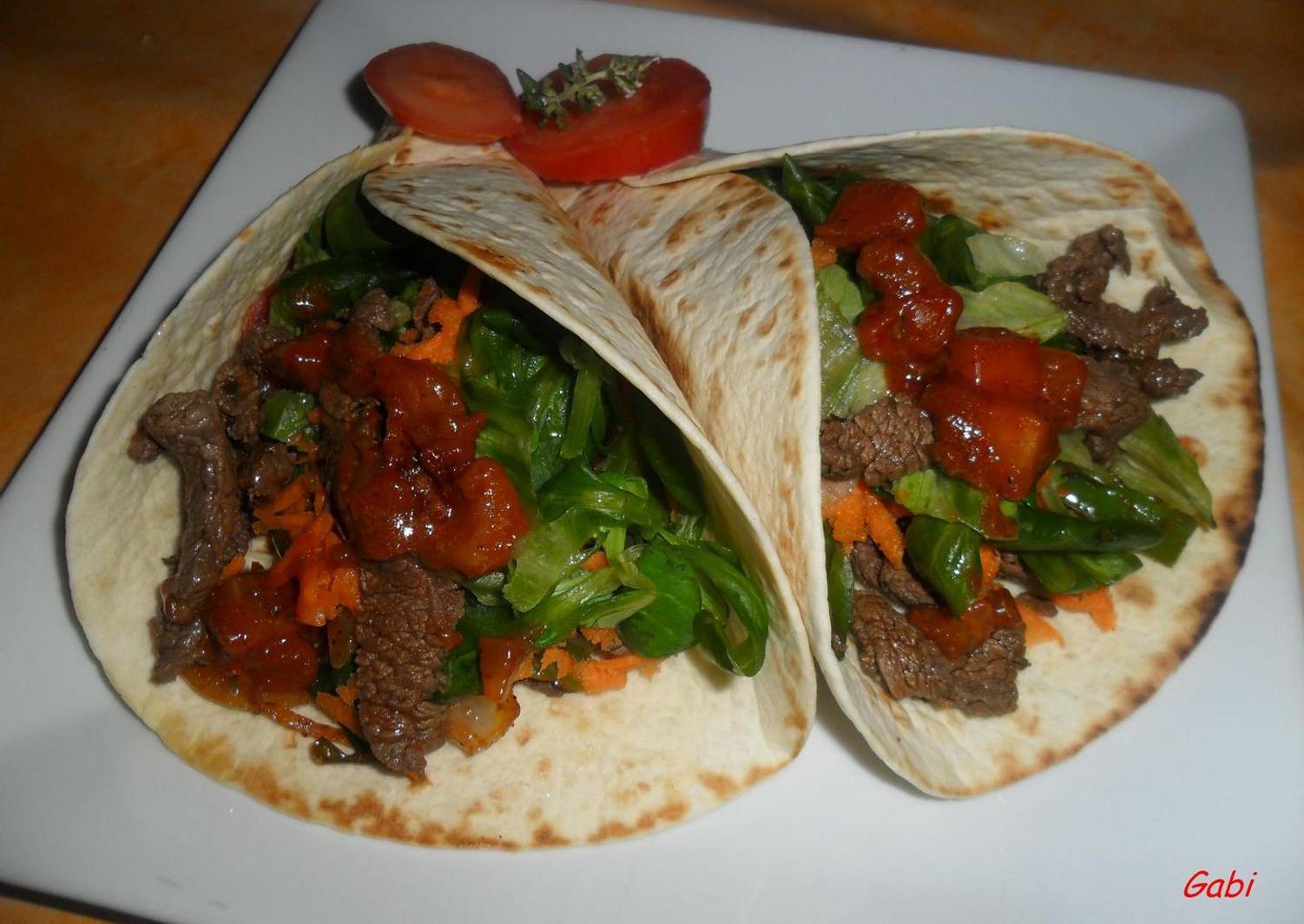 Fajitas de ternera con salsa agridulce de vermut Receta de Gabriela