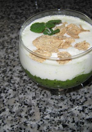 Una foto de kiwi con queso mascarpone 