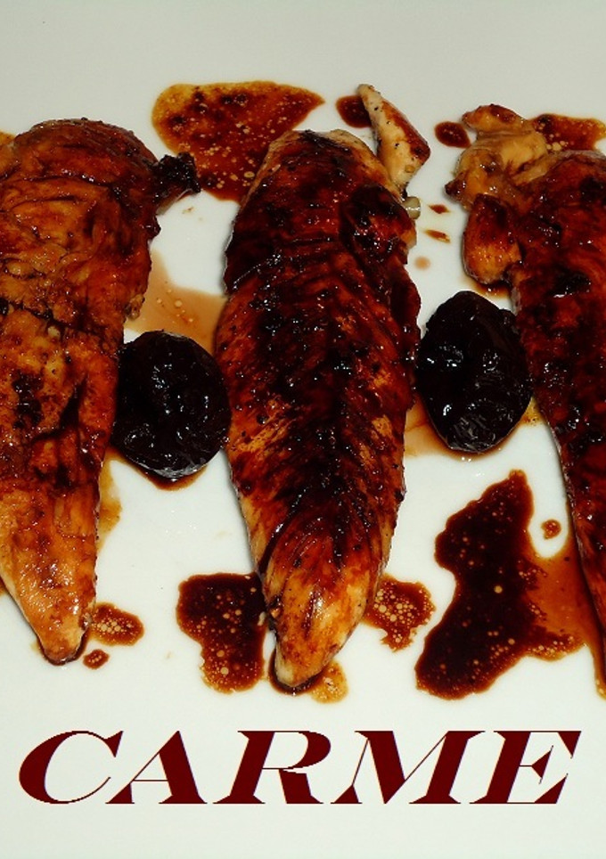 Una foto de Solomillos de pollo al Malbec
