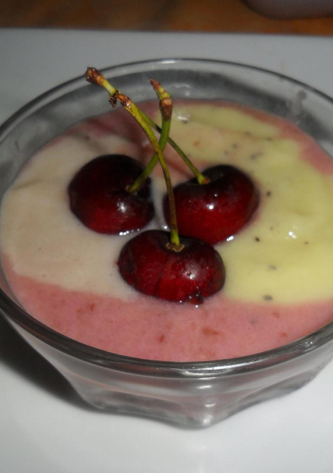 Una foto de Crema de maizena saborizada con frutas naturales