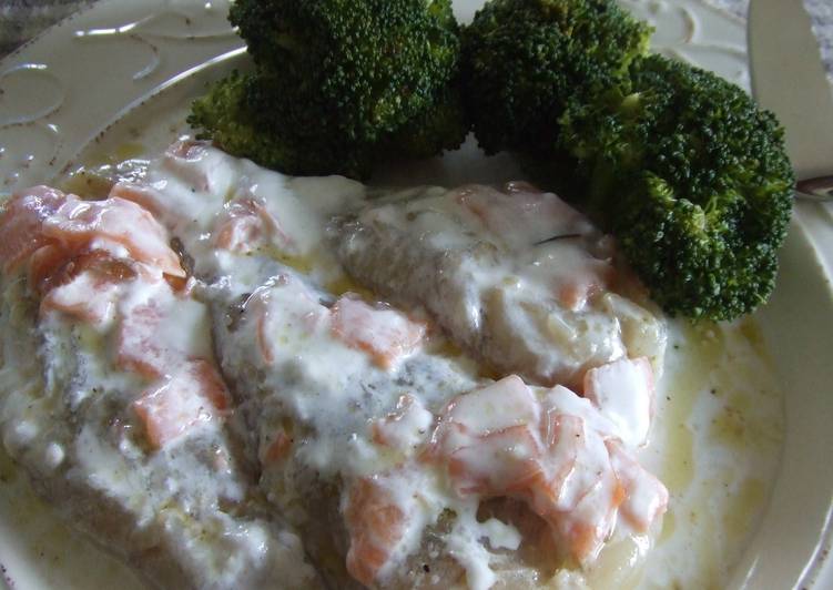 Colitas de rape a la crema de salmón ahumado