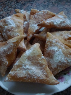 Una foto de Tortas fritas con queso crema