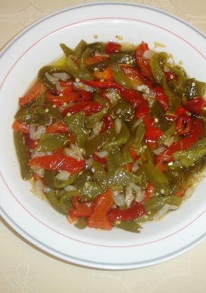Una foto de Espencat de pimientos y bacalao