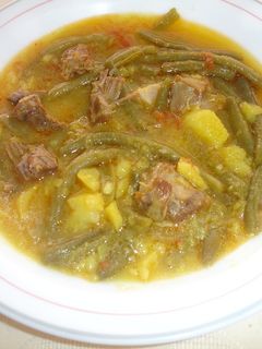 Una foto de Guisado de carne y judías verdes