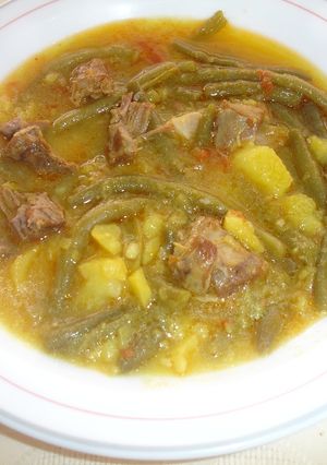 Una foto de Guisado de carne y judías verdes