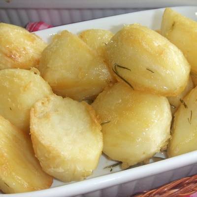 Patatas inglesas horneadas Receta de Cuqui Bastida- Cookpad