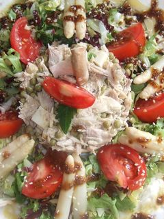 Una foto de Ensalada especial de la alacena