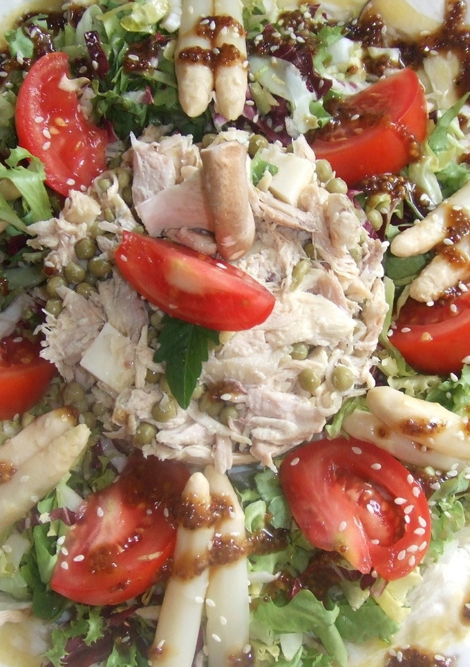 Una foto de Ensalada especial de la alacena