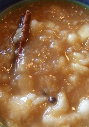 Una foto de Conserva casera de manzanas y peras