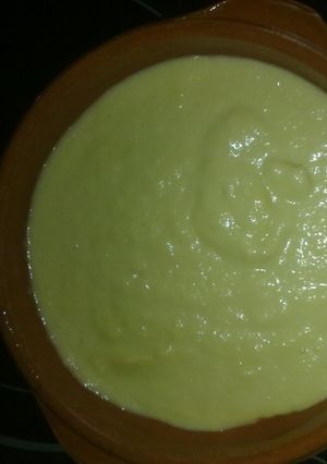 Una foto de Crema de calabacín y puerro