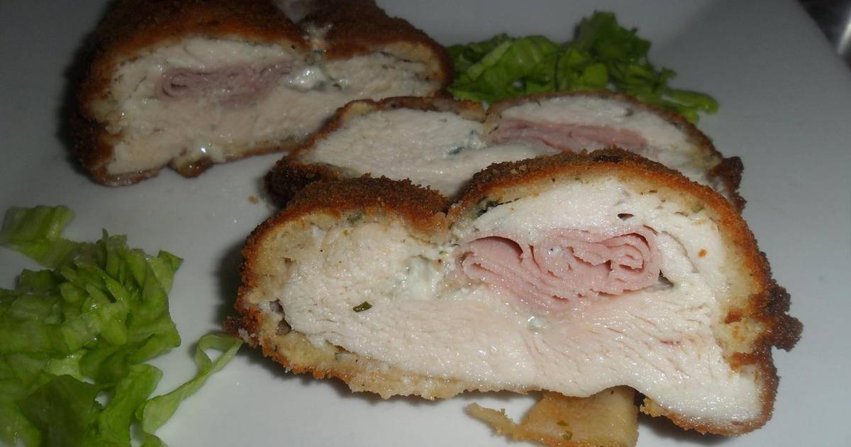 Pechuga de pollo rellena de jamón york y queso roquefort Receta de Gabriela  Diez- Cookpad