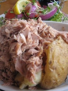 Una foto de Patatas asadas con relleno