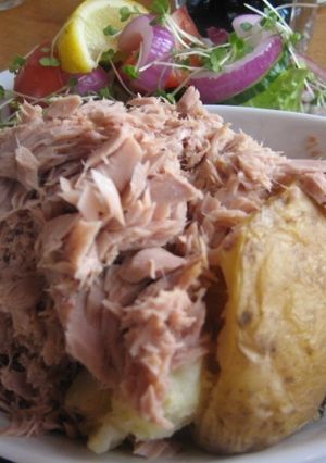 Una foto de Patatas asadas con relleno