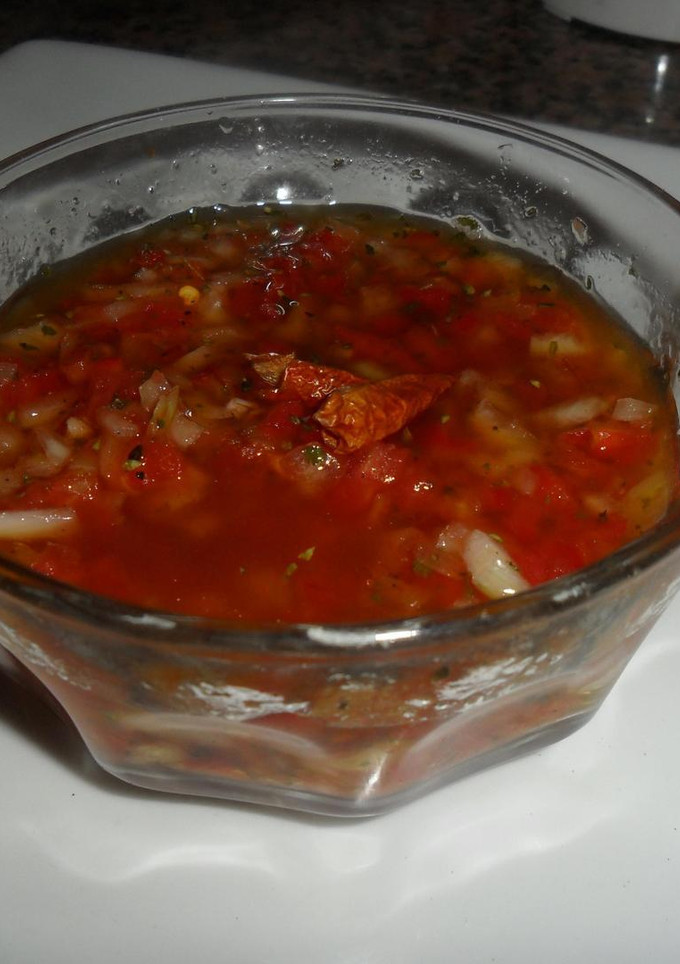Una foto de Salsa criolla tradicional argentina