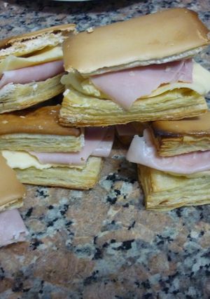 Una foto de Fosforitos caseros gringa