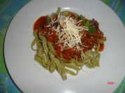 Una foto de salsa de tomate con cuadril