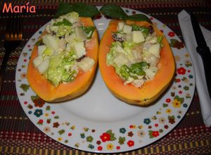 Una foto de Papaya rellena