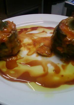 Una foto de Alcachofas rellenas de gambas