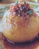 Manzanas asadas con frutos secos y miel de romero