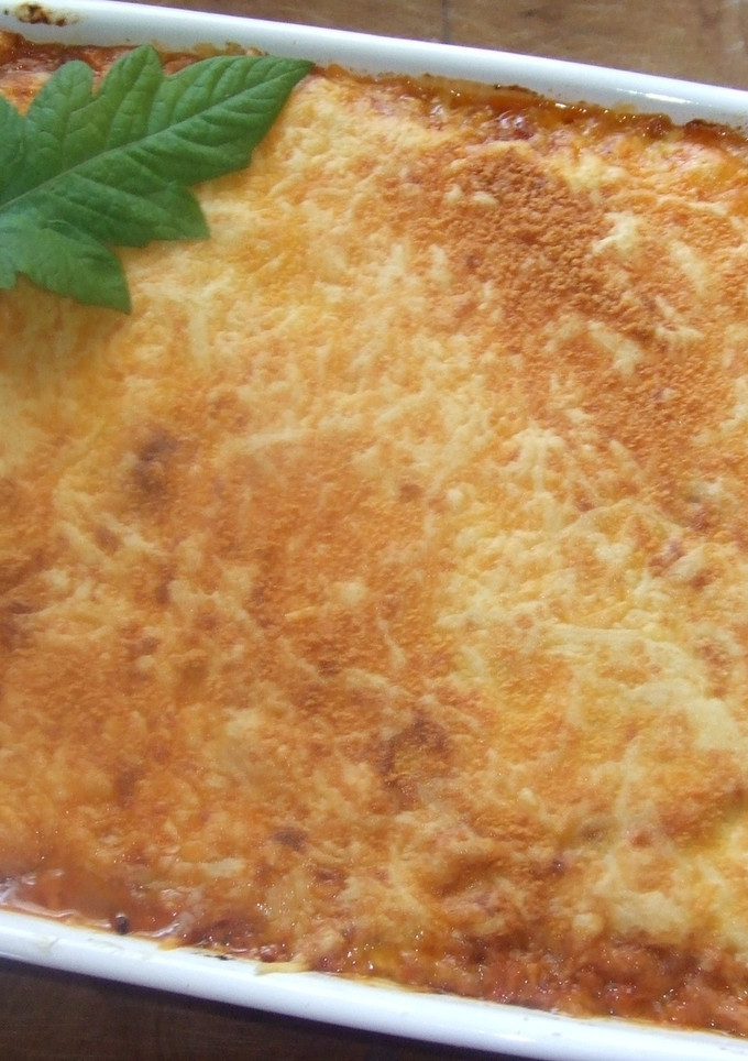 Una foto de Pastel gratinado de carne y calabacín