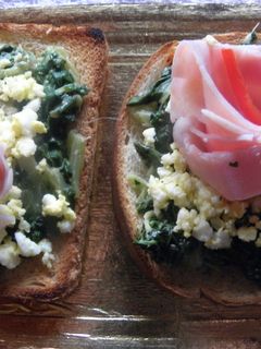 Una foto de Canapés calientes de espinaca