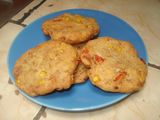 Tortitas de masa con atún y especias