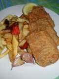 Marineras de peceto a la pimienta y orégano con papas fritas