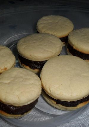 Una foto de Pastas glas saborizadas para relleno de galletitas