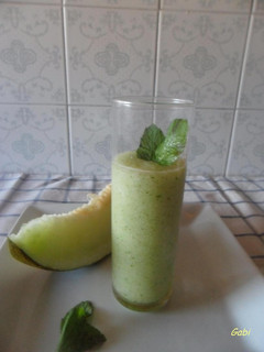 Una foto de Agua de melón con menta