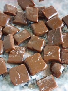 Una foto de Toffees de dulce de leche