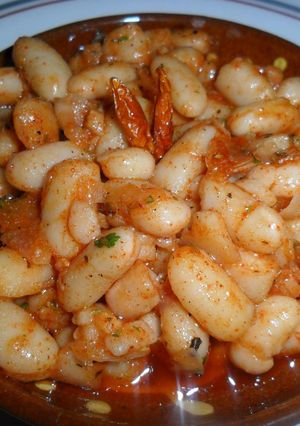 Una foto de Porotos en chimichurri y pimentón dulce