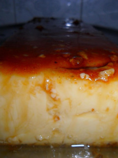 Una foto de Flan de dulce de leche al caramelo