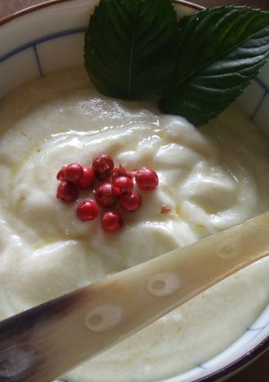 Una foto de Salsa de yogurt a la menta