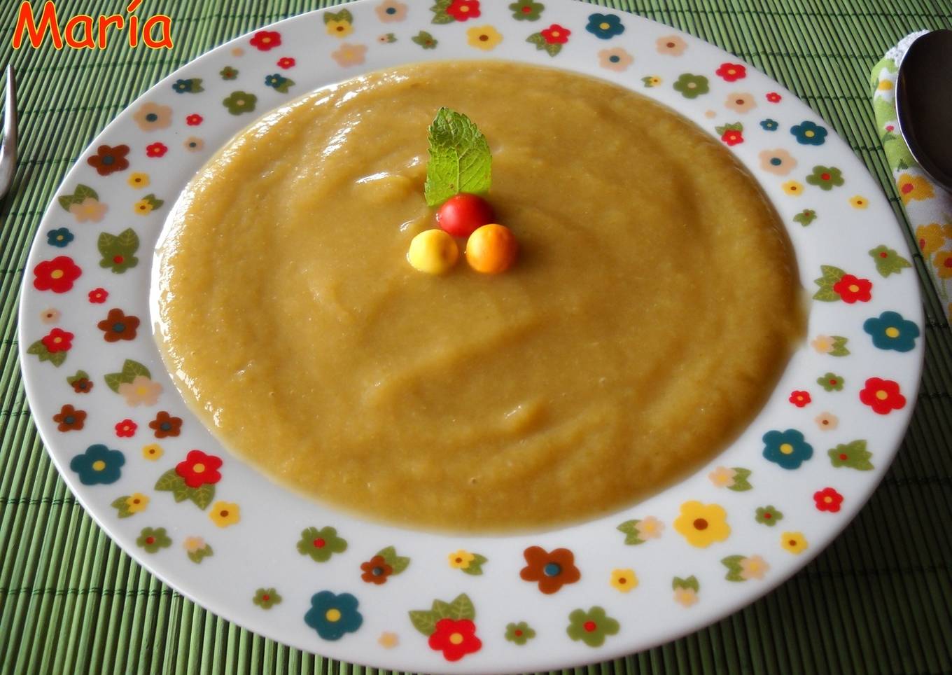 Crema de lechuga y manzana<br />