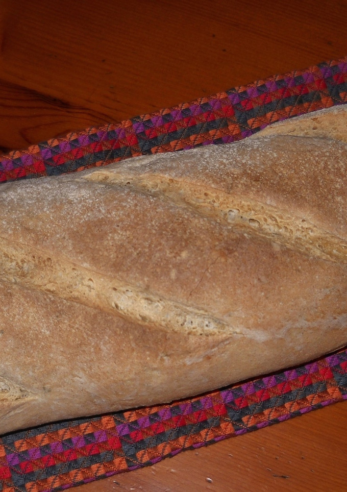 Una foto de Barra de pan con hierbas provenzales y tomillo