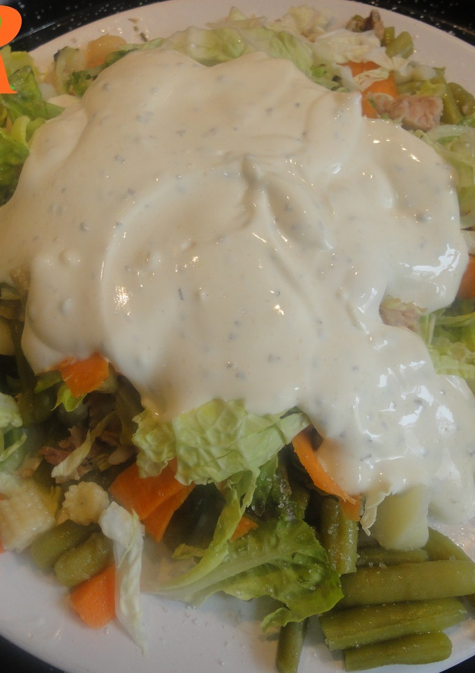 Una foto de Aliño de yogur para ensaladas