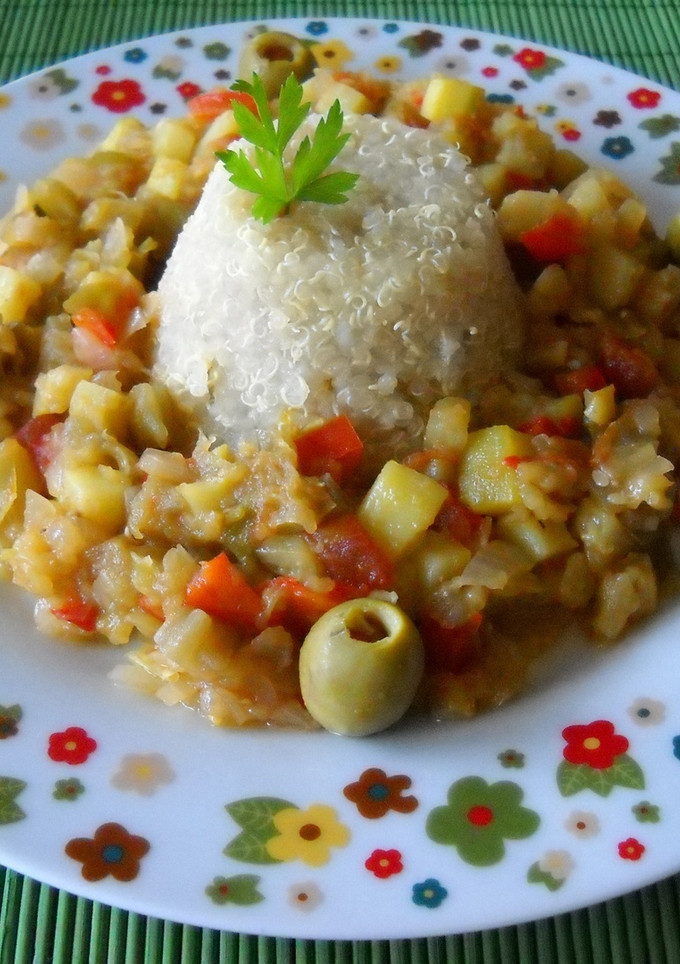 Una foto de Pisto con quinoa