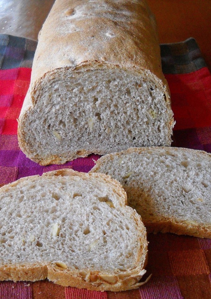 Una foto de Pan de molde con espelta integral y pipas de calabaza