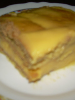 Una foto de Flan con galletas fácil
