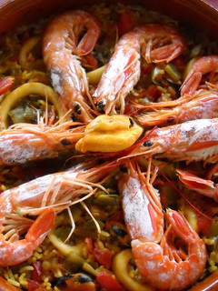 Una foto de Arroz con marisco y verdura