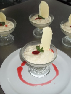Una foto de Mousse de limón refrescante