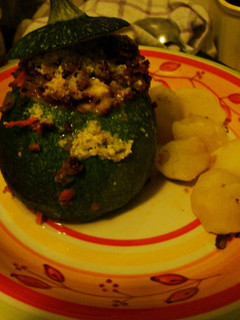 Una foto de Zapallo italiano relleno con papas doradas