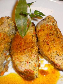 Una foto de Rollo de carne con vegetales en salsa