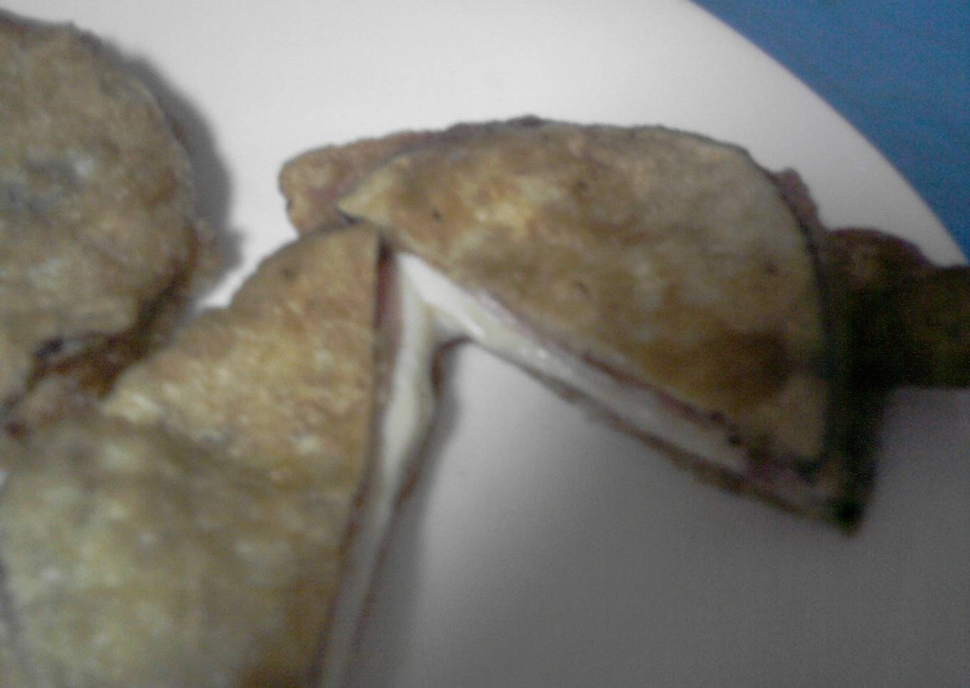 Berenjenas rebozadas con jamón y queso