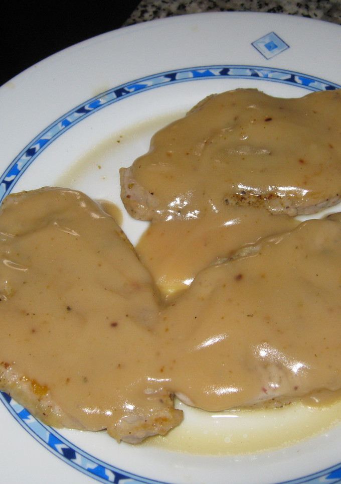 Una foto de Lomo de cerdo con crema de limoncelo